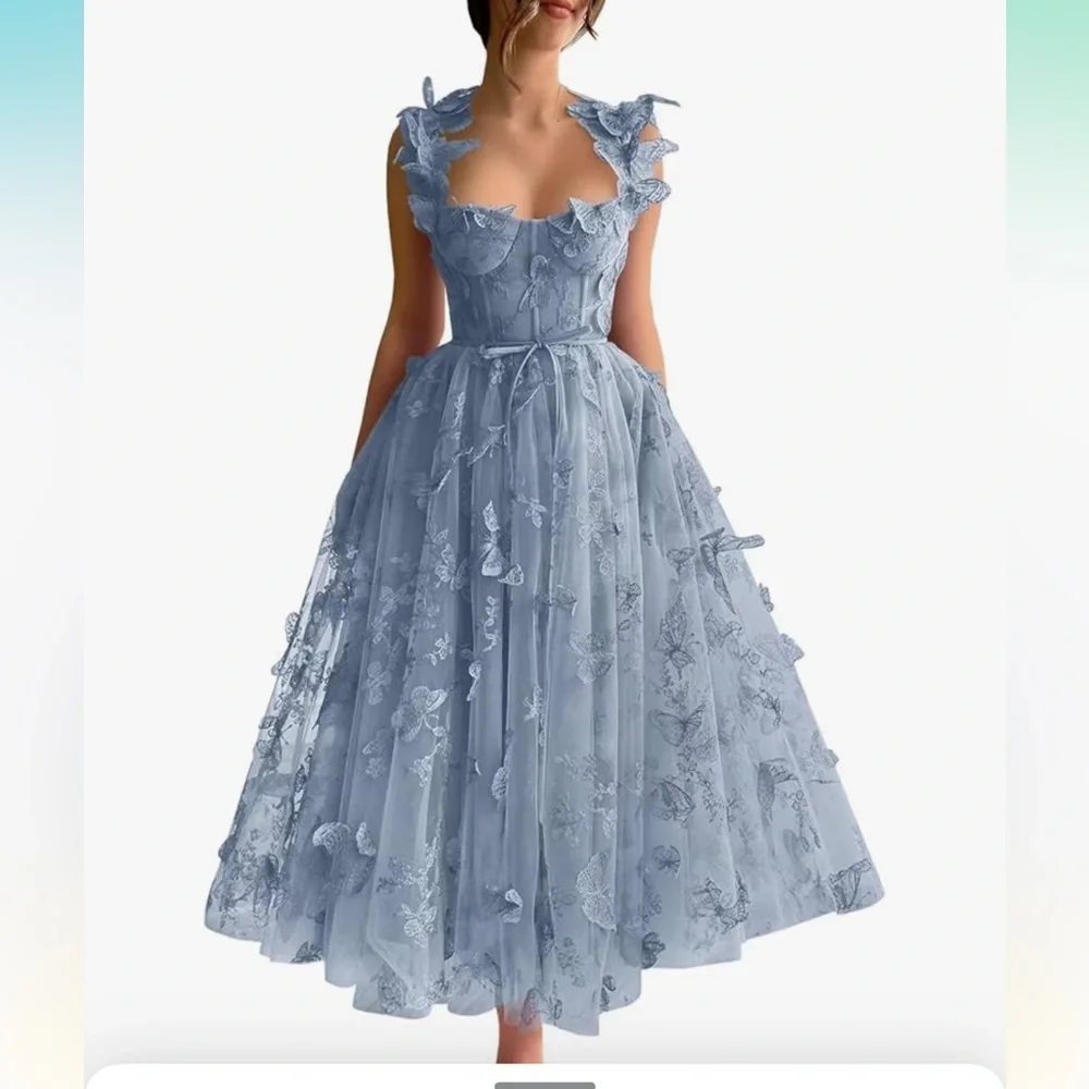 Elegant Blue Lace Evening Gown with corset back and 3D butterflies - Picture 1 of 6